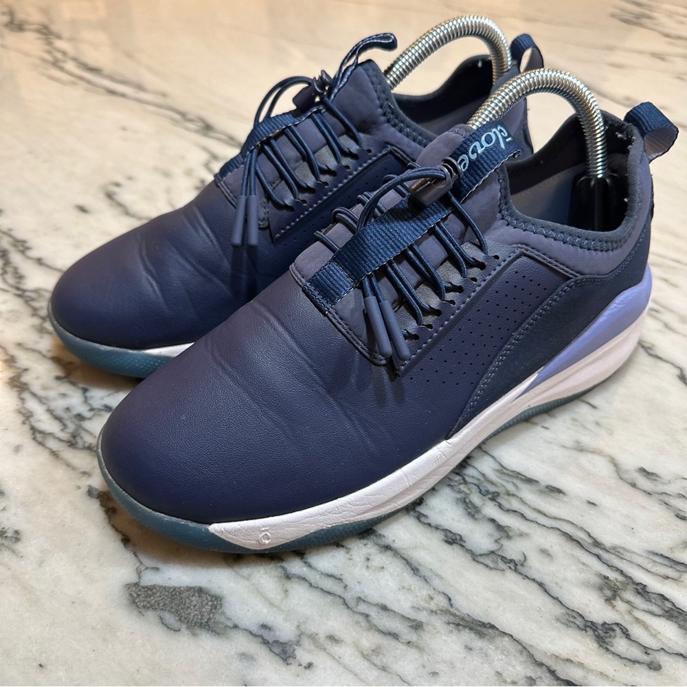 Clove Navy Blue Women's Sneakers Size‎ 8.5